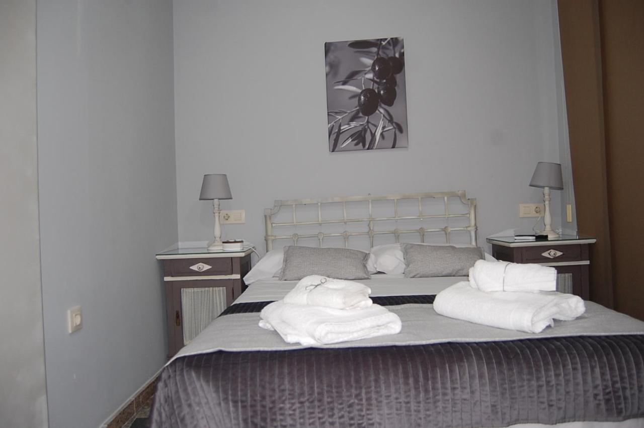 Apartamentos Los Jardines& Parking コルドバ エクステリア 写真